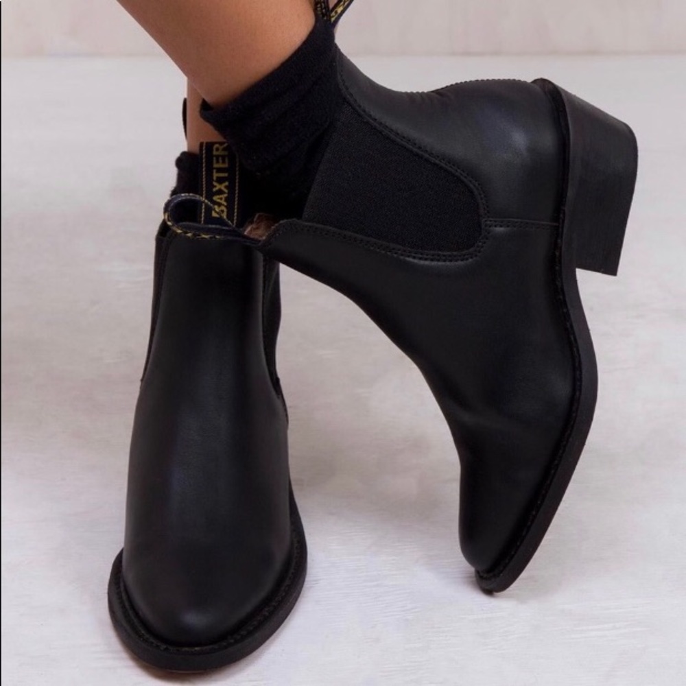 NWOT Australian BAXTER “Dancer” Boots